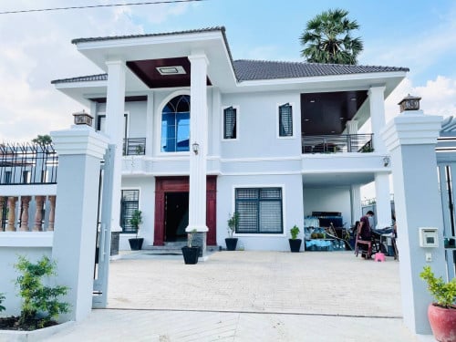 Private Villa for sale ChhoukMeas