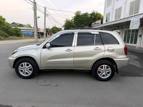 Rav4​ឆ្នាំ​01P1​ឡាន់ស្អាត់បងៗ