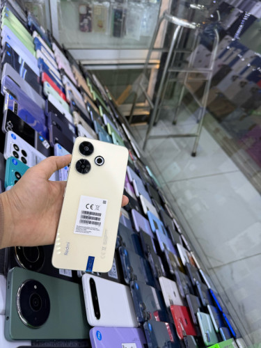 Redmi 13 (8g*+128g)ស្អាតសំនុំស្រុីន