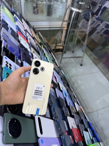 Redmi 13 (8g*+128g)ស្អាតសំនុំស្រុីន