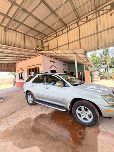 RX300 P2 year2003 ឡានផ្ទាល់ខ្លួន