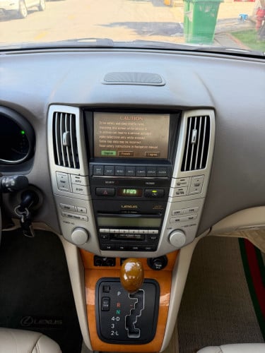 Rx330 full ប៉ុង1 ក្នុងលឿង ទឹកថ្នាំហ្សីន85%