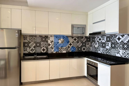 Spacious 2 Bedrooms Apartment for RENT near BKK1 with Gym and Pool