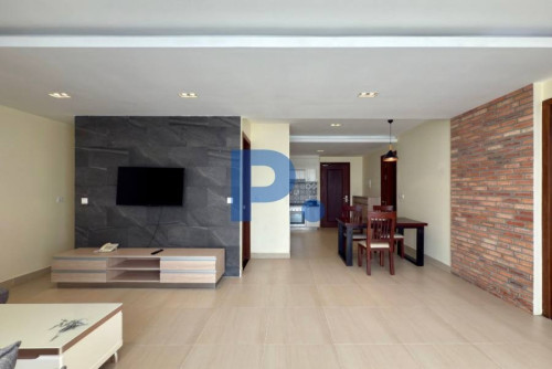 Spacious 2 Bedrooms Apartment for RENT near BKK1 with Gym and Pool