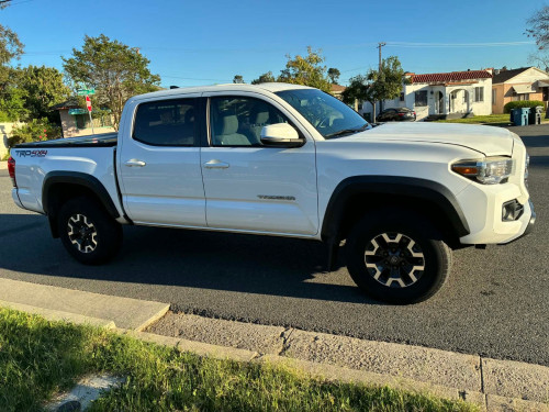 Tacoma 016 Capitas TRD off-road full option