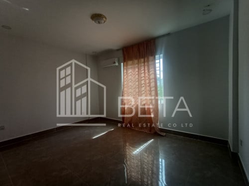 Townhouse in Borey Lorn City O4 for sale