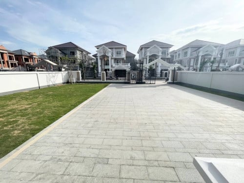 Villa Rent