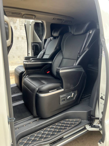 VIP ឡានថ្មីឆ្នាំ2009 V4p1 20000$ចចារ