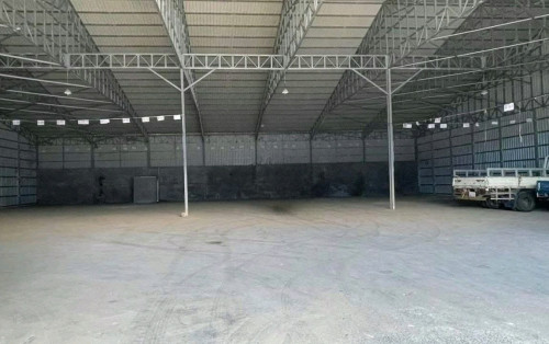 Warehouse for Rent in Dangkor District!