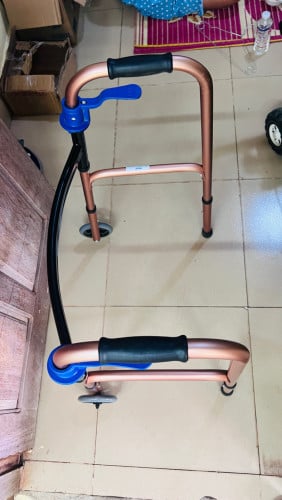 ដៃច្រតលក់