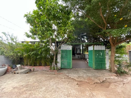ដី និងផ្ទះ សម្រាប់លក់
