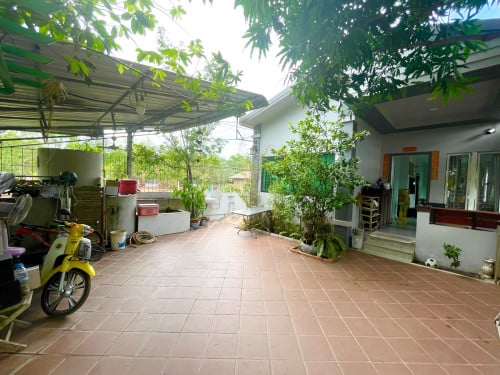 ដី និងផ្ទះ សម្រាប់លក់