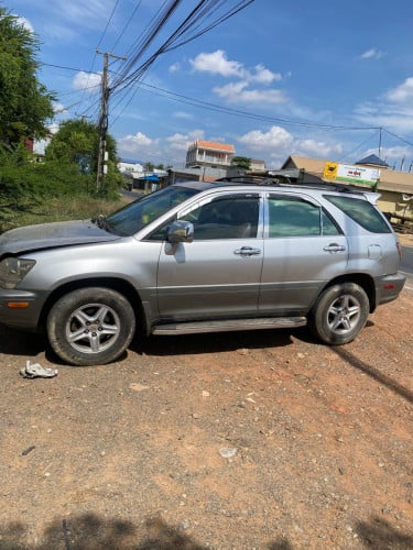 ចង់លក់ឡាន