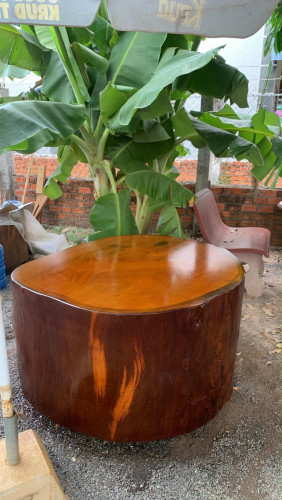 តុក​តាន់​ ឈើ​គគីរ​ថ្ម​  មុខ​ ១២៤*១១០*៦០