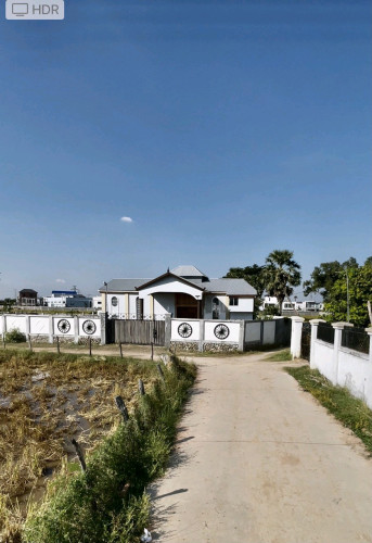 ឃ្លាំងលក់ ឬ ជួល