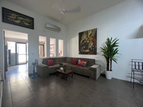 ផ្ទះជាន់លើសម្រាប់ជួលនៅផ្សារកណ្តាល