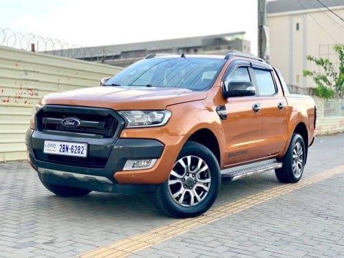 ចងលក់018 Woldtrak 3.2 ក្រុមហ៊ុន ឆ្វេងស្រុិន