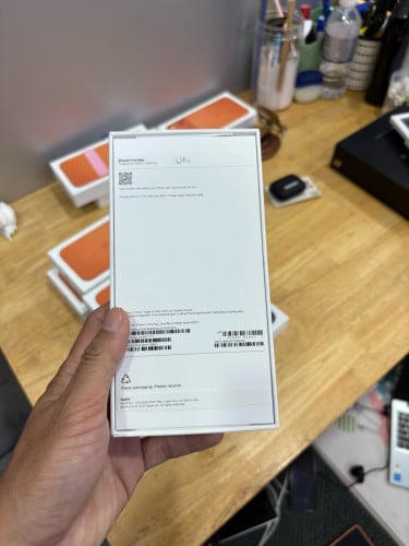 ប្រអប់ខ្សែសាកសុីន17promax 15$
