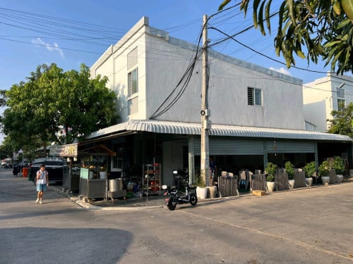 ផ្ទះលក់បន្ទាន់នៅគួរស្រូវ 2