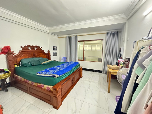 ផ្ទះថ្មីស្អាត 2បន្ទប់គេង 3បន្ទប់ទឹក មាន គ្រឿង ស្នាក់នៅស្រាប់