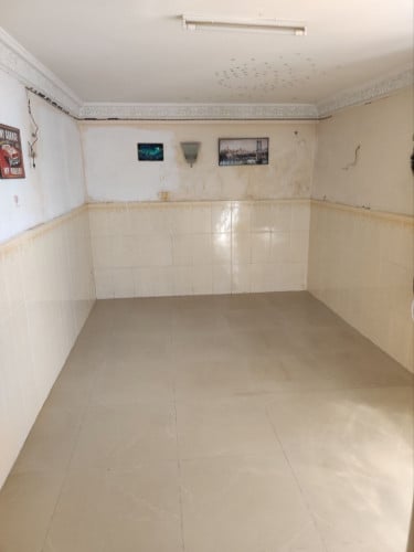ផ្ទះអាជីវកម្មលេីផ្លូវជាតិ 21