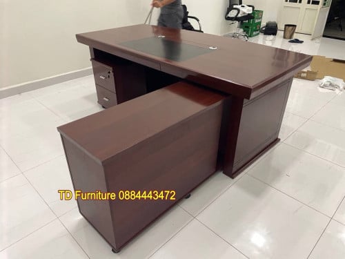 តុប្រធាន ខ្នាត 2m.
