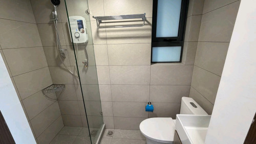 ខុនដូលក់ខាតជិត50℅(ជាន់ទី21)8××××$