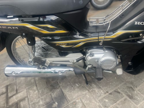 វ៉ៃដូរ. កាត់បាននៅថ្មីណាស់. 99%