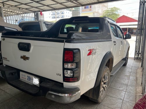 ថ្មីណាស់ Chevrolet 2020 full ហ្ស៊ីនមួយជុំ