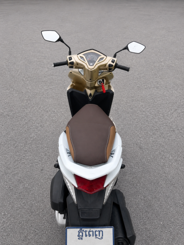 លក់ Honda Click 2015 បន្ទាន់ !!!
