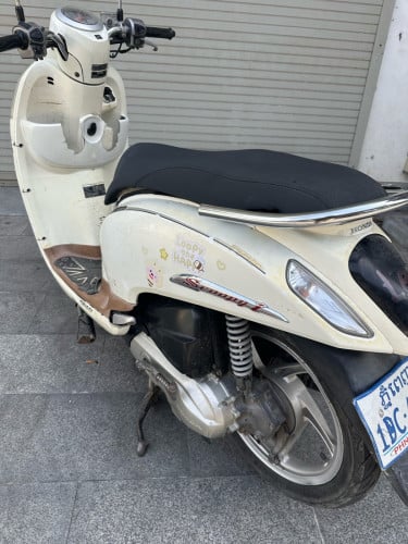 លក់Honda Scoopy