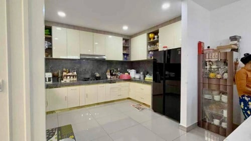 វីឡា ឃ្វីន Queen Villa for Sale Borey Chip Mong 50m