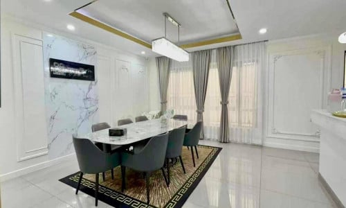 វីឡា ឃ្វីន Queen Villa for Sale Borey Chip Mong 50m