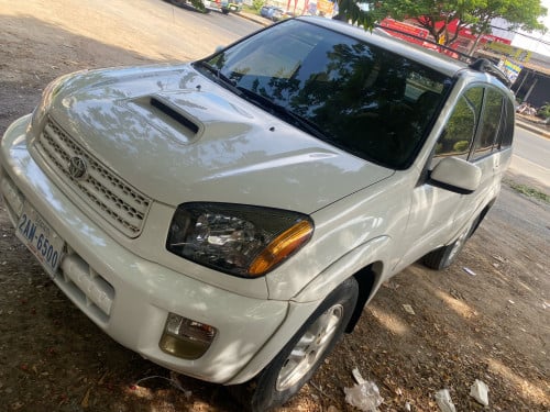 ឡានលក់កាត់ពីម្ចាស់ដើមផ្ទាល់Rav4 Lប៉ុង1បើកដំបូល