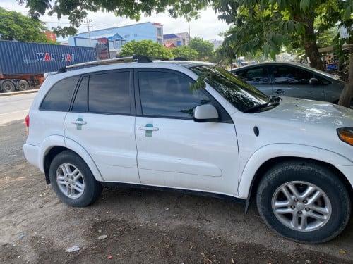 ឡានលក់កាត់ពីម្ចាស់ដើមផ្ទាល់Rav4 Lប៉ុង1បើកដំបូល