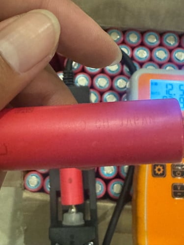 ថ្មលីចូម Sanyo Lithuim 18650 កំលាំង 2000mAh ប្រភេទ10C