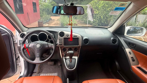 ឡានលក់​ Toyota Matrix 2003 តម្លៃ​ 8300$ ចរចា​ ឡានស្អាត​អត់បុកអត់ប៉ះ​ ទីតាំងសៀមរាប​