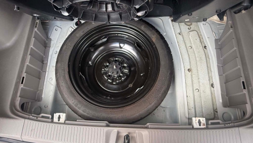 ឡានលក់​ Toyota Matrix 2003 តម្លៃ​ 8300$ ចរចា​ ឡានស្អាត​អត់បុកអត់ប៉ះ​ ទីតាំងសៀមរាប​