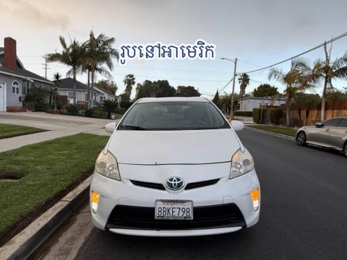 ✅ ទើបមកដល់ថ្មីរៀបចំម៉ាស្អាតលក់តែ:$19,800🚘2013 Toyota Prius Options3 ក្នុងលឿង