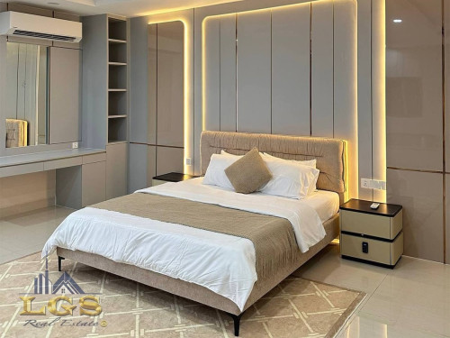 ๐ แแธแกแถแแธแ แแแ แแแแแถแแแแฝแ | King Villa Corner for Rent