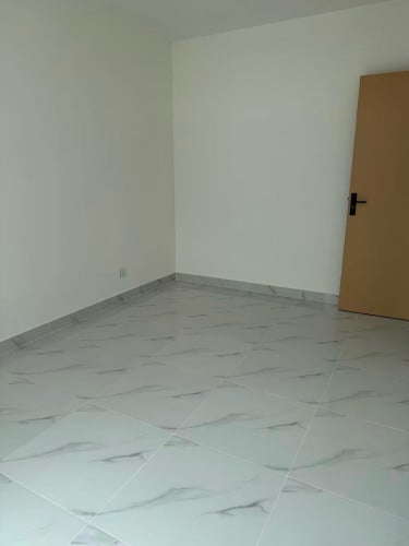 Apartment សម្រាប់ជួល 一房一聽一廚[福]新世界公寓出租[福]户型包含：物业费、管家服务、保安24小时，區裡有市場、游泳池、學校很方便位置：靠近永旺二、新沙南歌市場