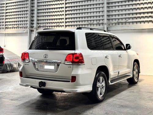 2014 Land Cruiser GXR V8 Full Option