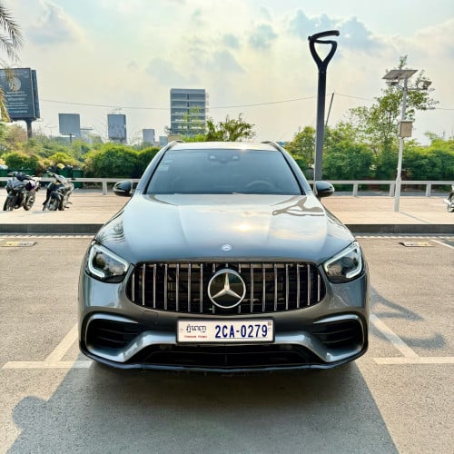2016 GLC300 4Matic optionកម្មង់