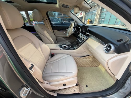 2016 GLC300 4Matic optionកម្មង់