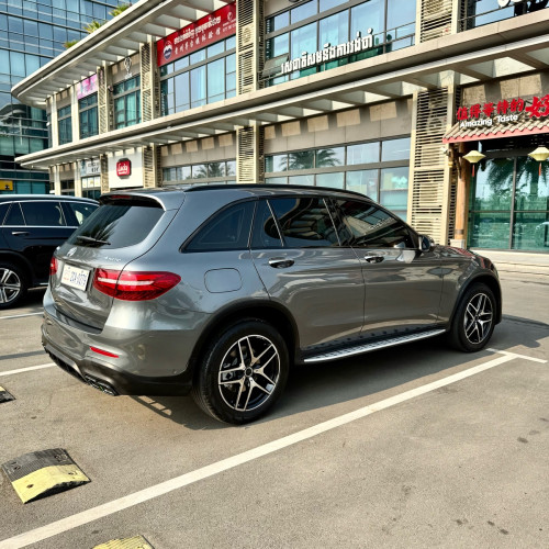 2016 GLC300 4Matic optionកម្មង់