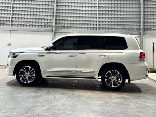 2020 Land Cruiser GXR Grand Touring Full Option