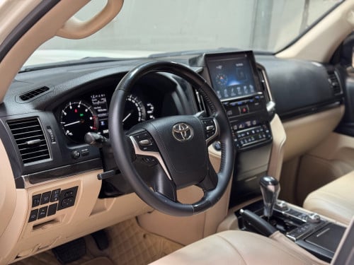 2020 Land Cruiser GXR Grand Touring Full Option