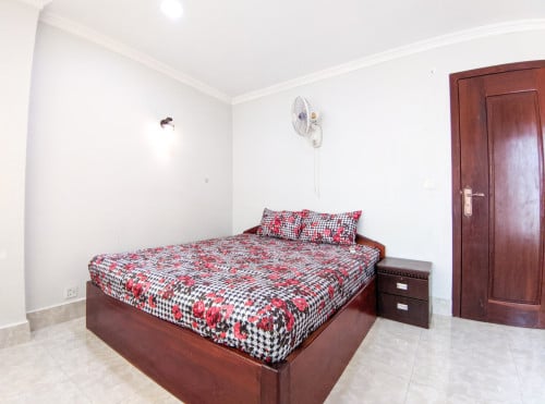 2Bedrooms Apartment for rent near Toul Kork Market