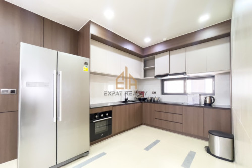 3 Bedroom Services Apartment for rent- BKK1 -Phnom Penh.