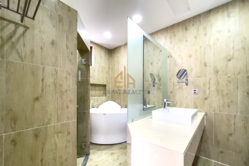3 Bedroom Services Apartment for rent- BKK1 -Phnom Penh.